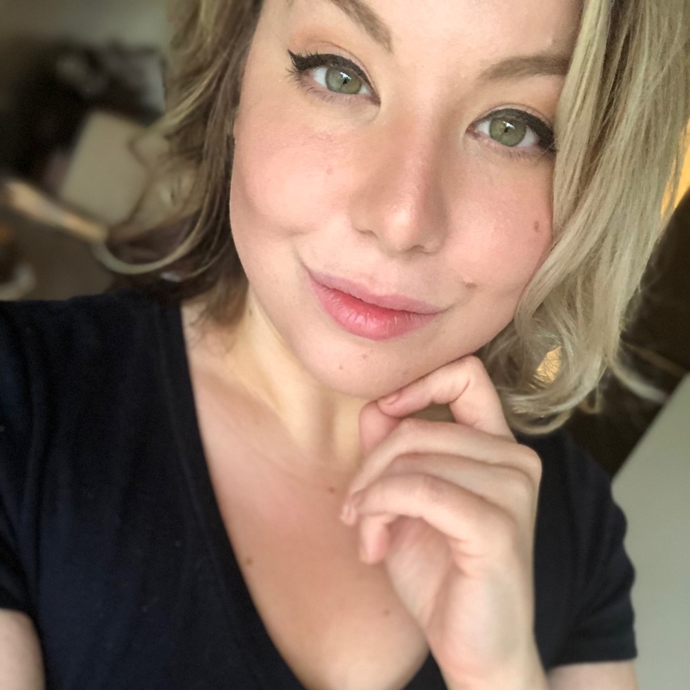 Meet Miss Mandy! 💁‍♀️💁‍♀️ - Picture 2 of 3